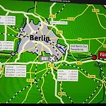 Meine Schoene In Der Naehe Der Spree *