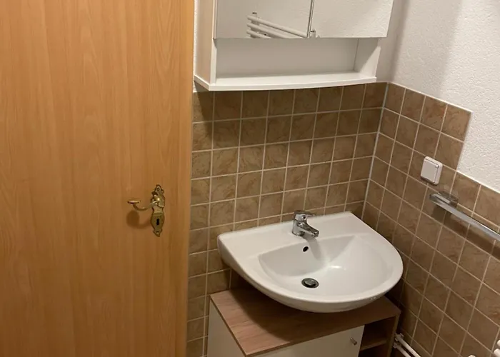 Meine Schoene In Der Naehe Der Spree